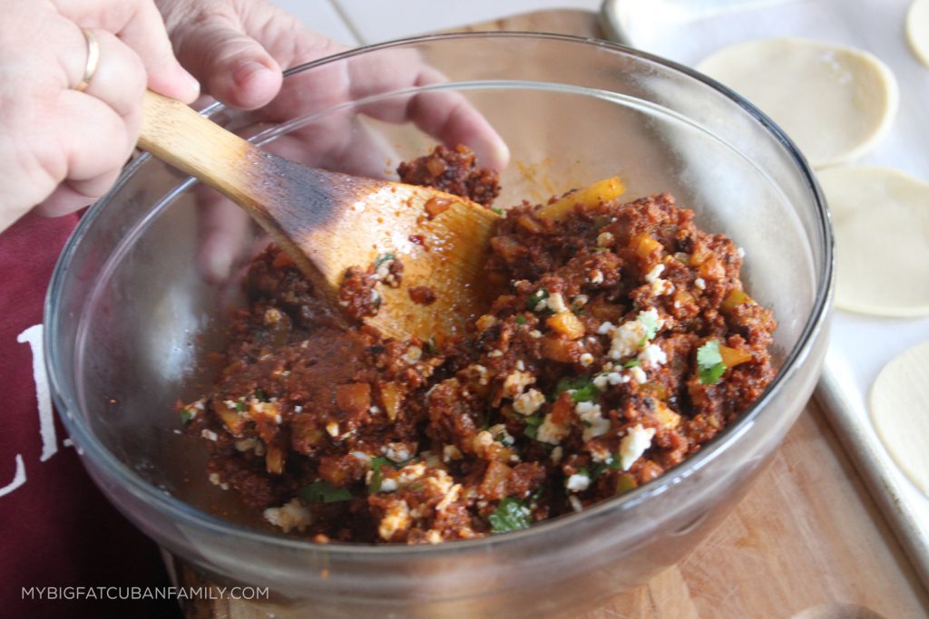 mybigfatcubanfamilyporkchorizoandcheeseempanadasrecipegoautenticosocuspon-2