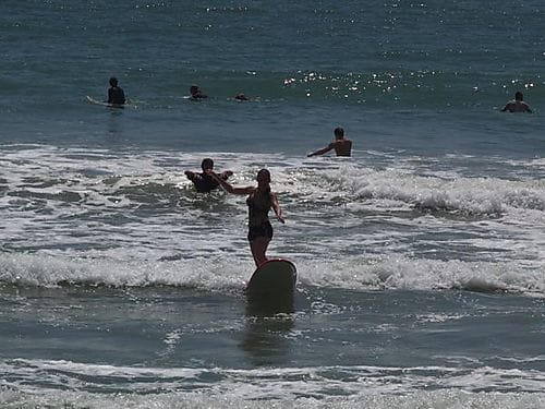 Lucy surf