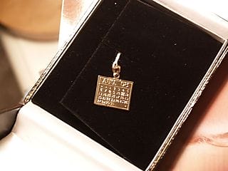 15 gold charm