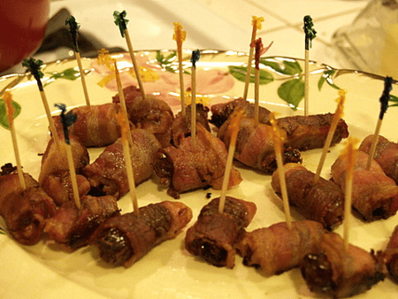 Bacon wrapped dates Bacon wrapped dates