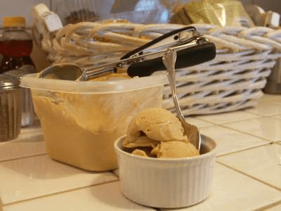 Dulce de leche ice cream